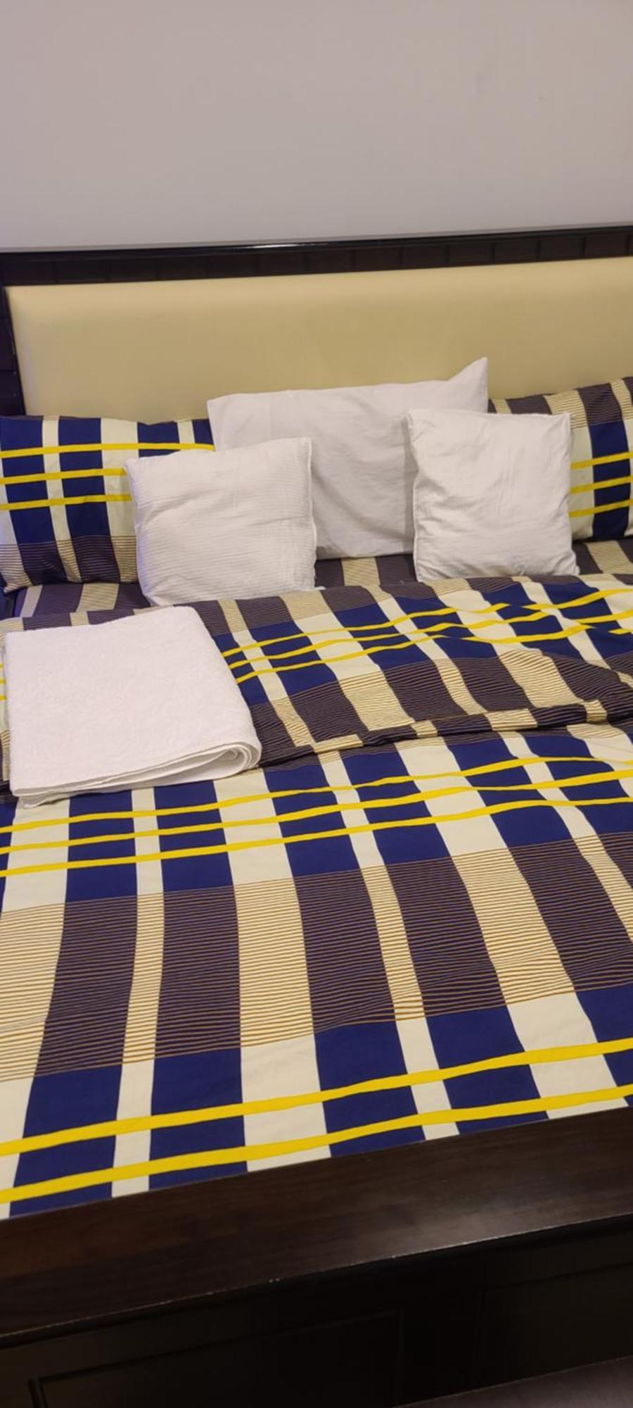 Home Away Apartment Абу Даби Екстериор снимка